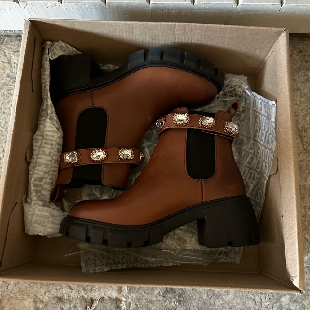 Steve madden booties